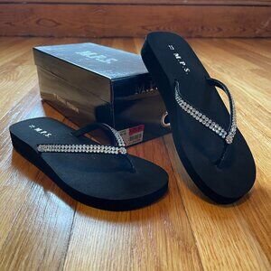Black Rhinestone Flip Flops Womens Size 7.5